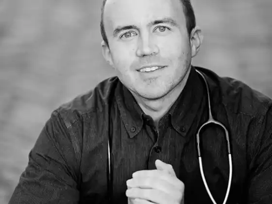 Dr. Tim Jackson,
                            Health & Wellness, Diabetes
                            Expert at ذیابیطس 101 بنڈل